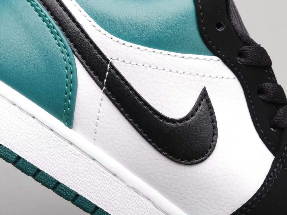CE - AJ1 black and green toes