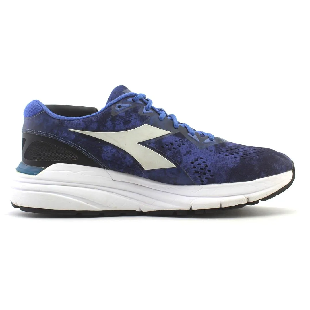 DIADORA MYTHOS BLUSHIELD 3
