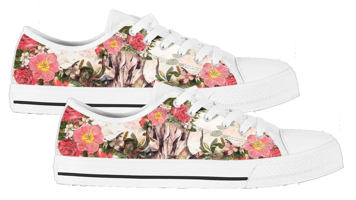 Fantasy Garden Floral Kicks Women's Low Top Shoes