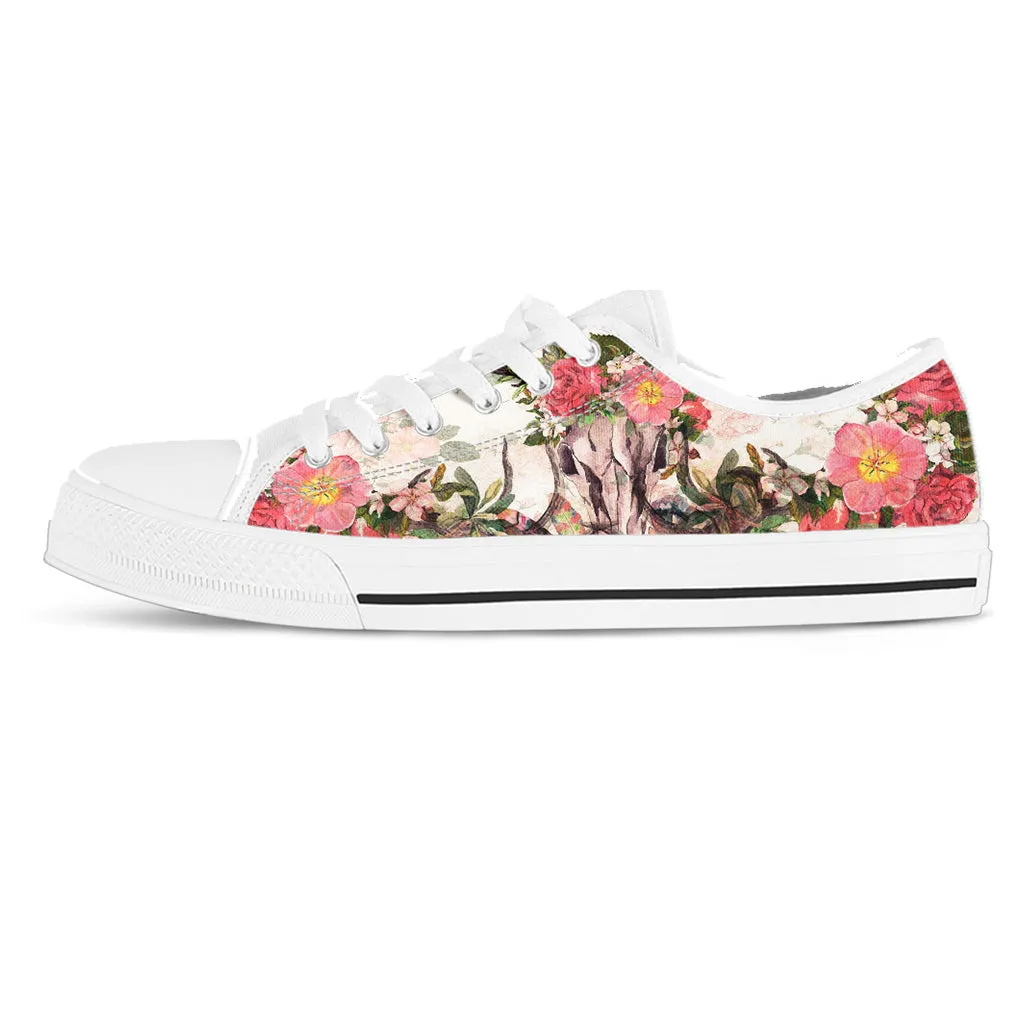 Fantasy Garden Floral Kicks Women's Low Top Shoes