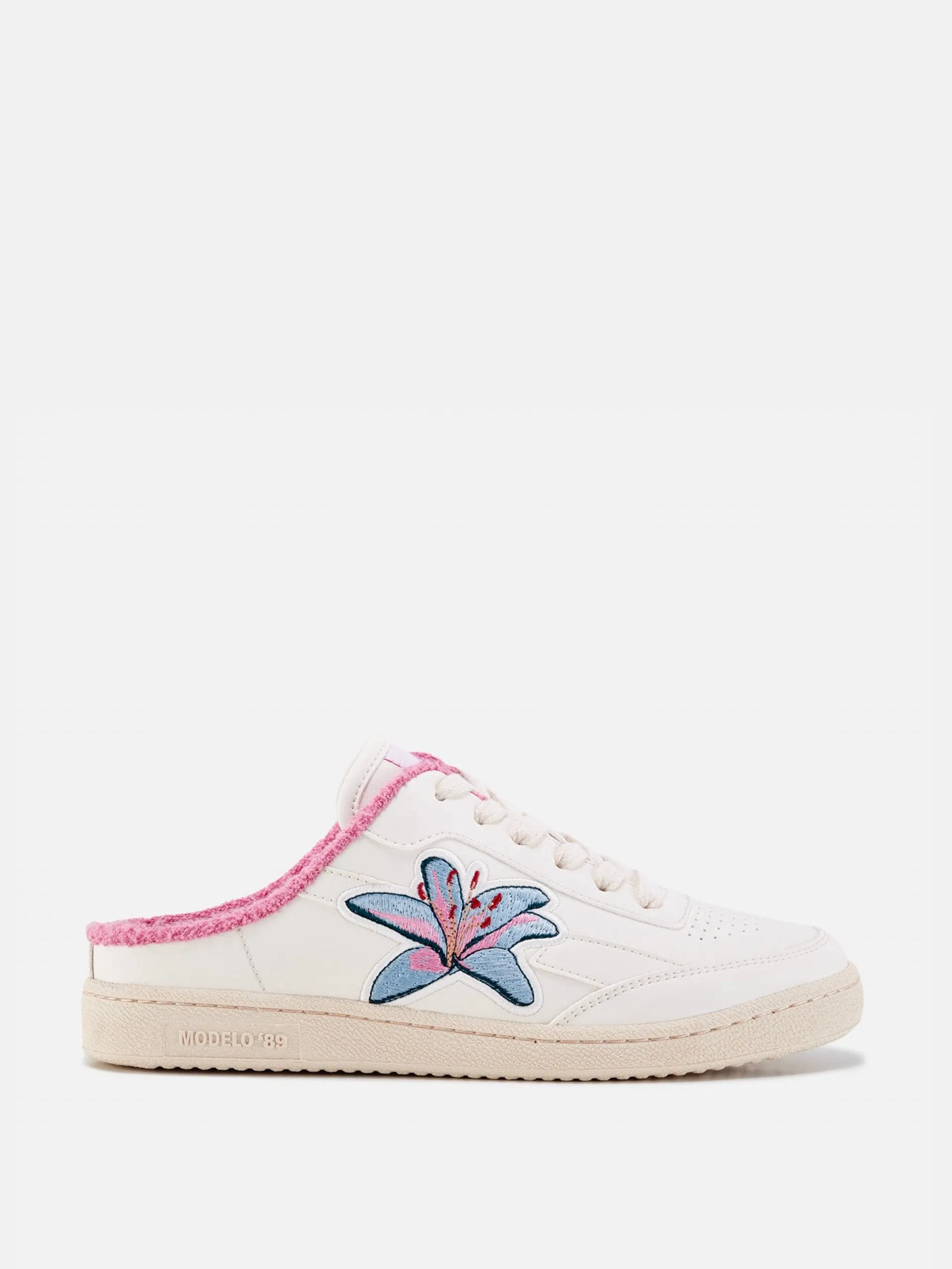 M89 mule-style sneakers in flower