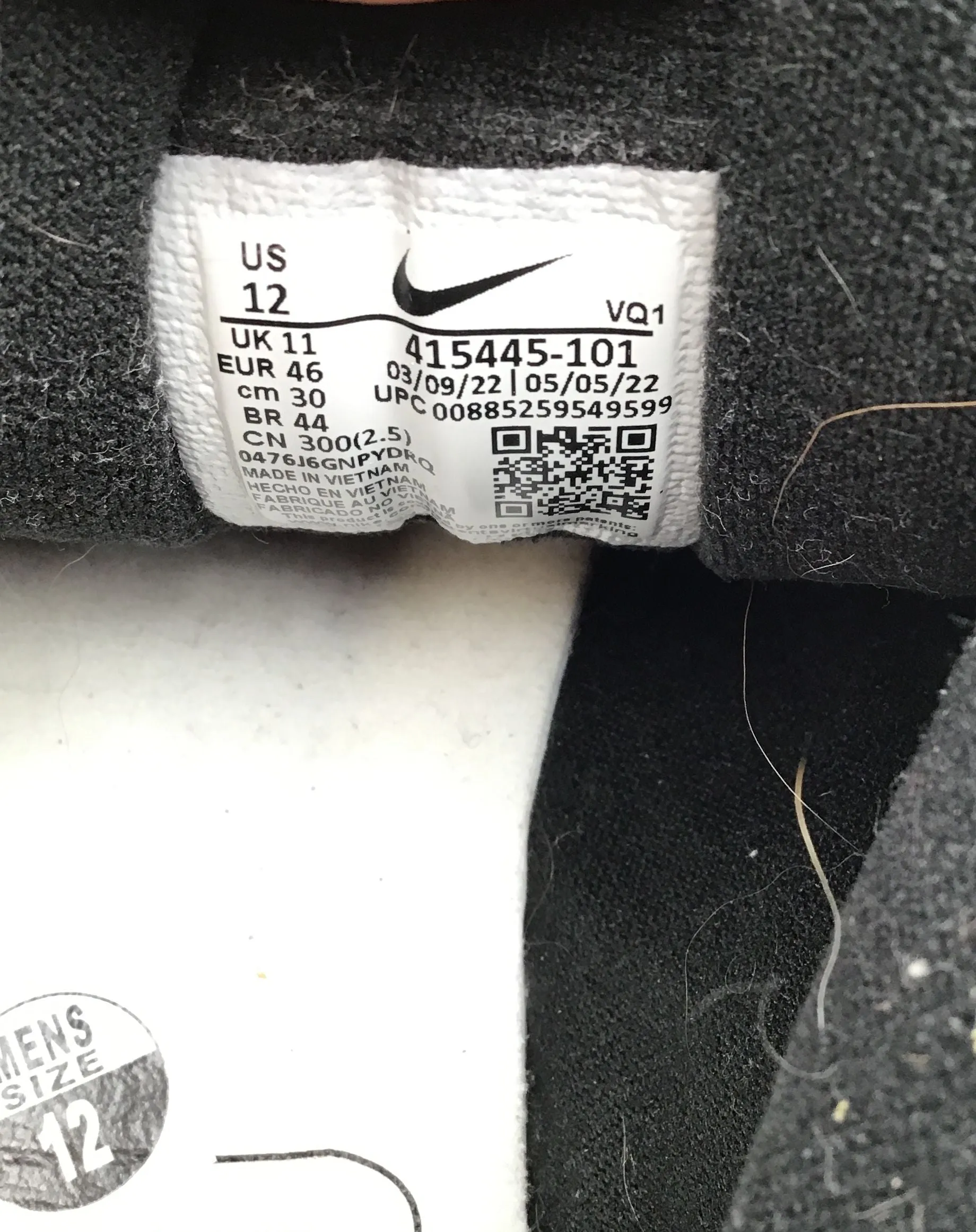 Nike Men's Air Monarch 4 White Black Athletic Shoes - Size 12