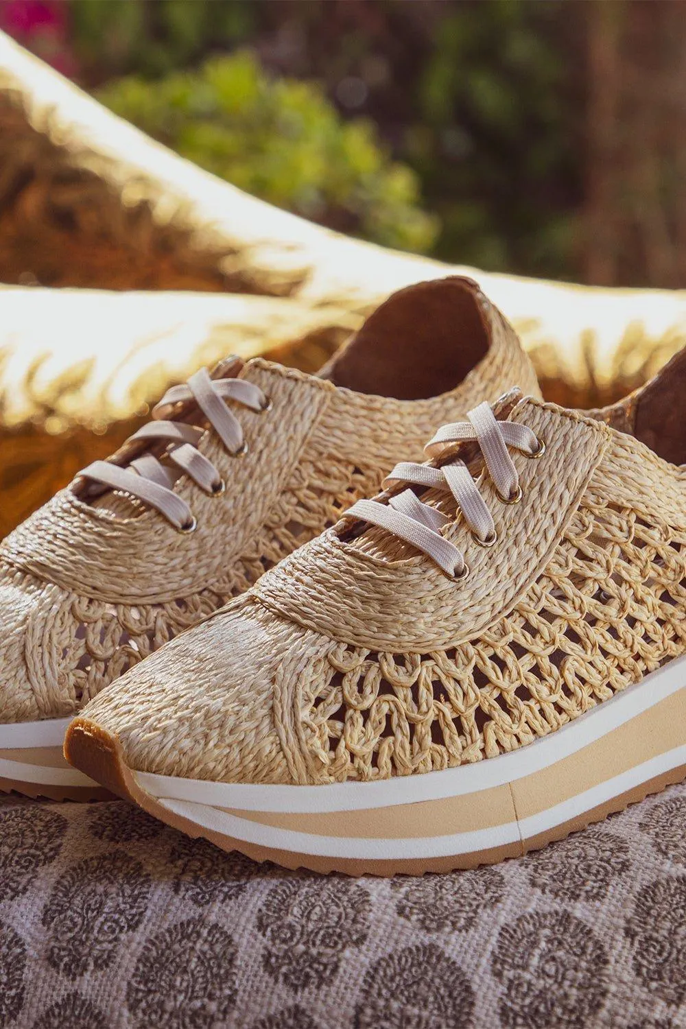Ozan Sneakers