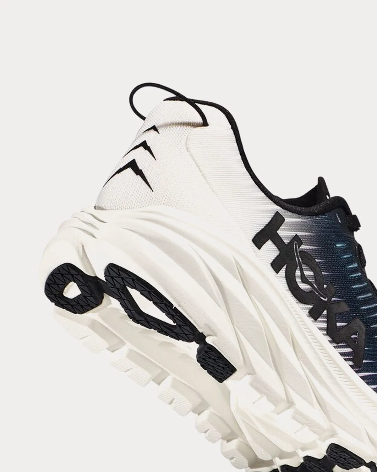 Rincon 3 Black / White Running Shoes