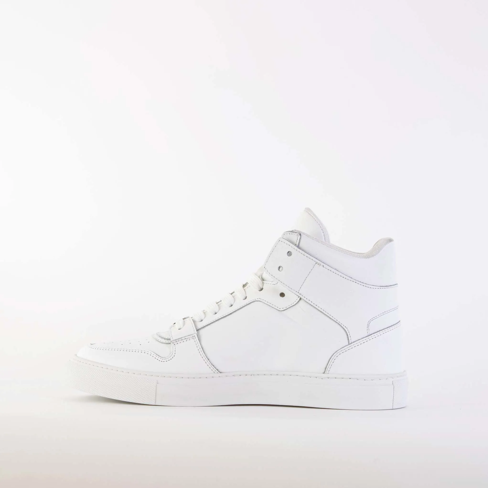 Roberto Cavalli Elevate Your Style with High-End White Sneakers