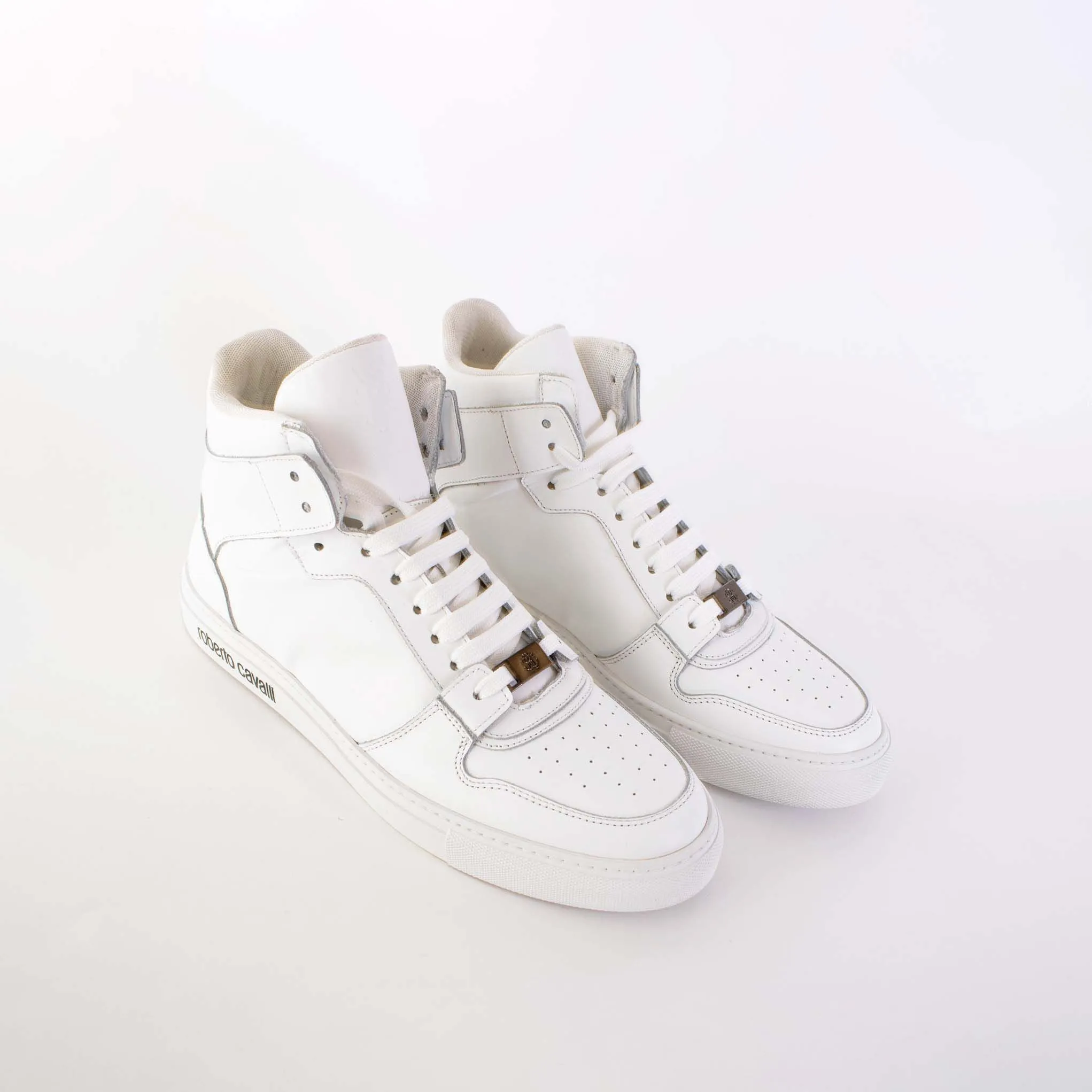 Roberto Cavalli Elevate Your Style with High-End White Sneakers