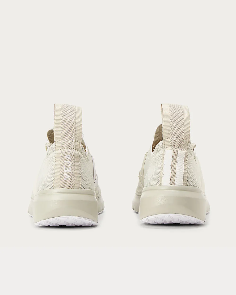 Runner Style 2 V-Knit Oyster Low Top Sneakers