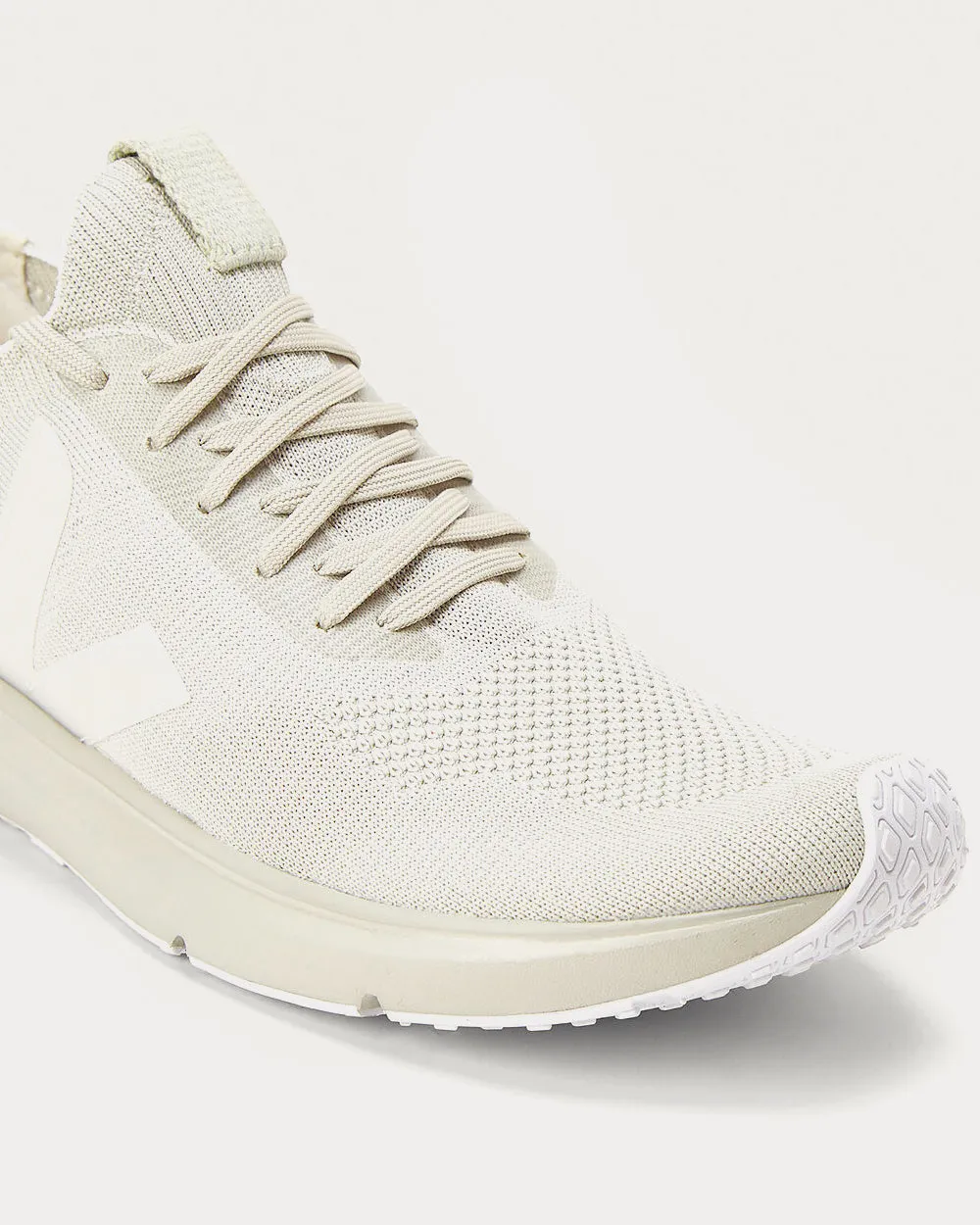 Runner Style 2 V-Knit Oyster Low Top Sneakers