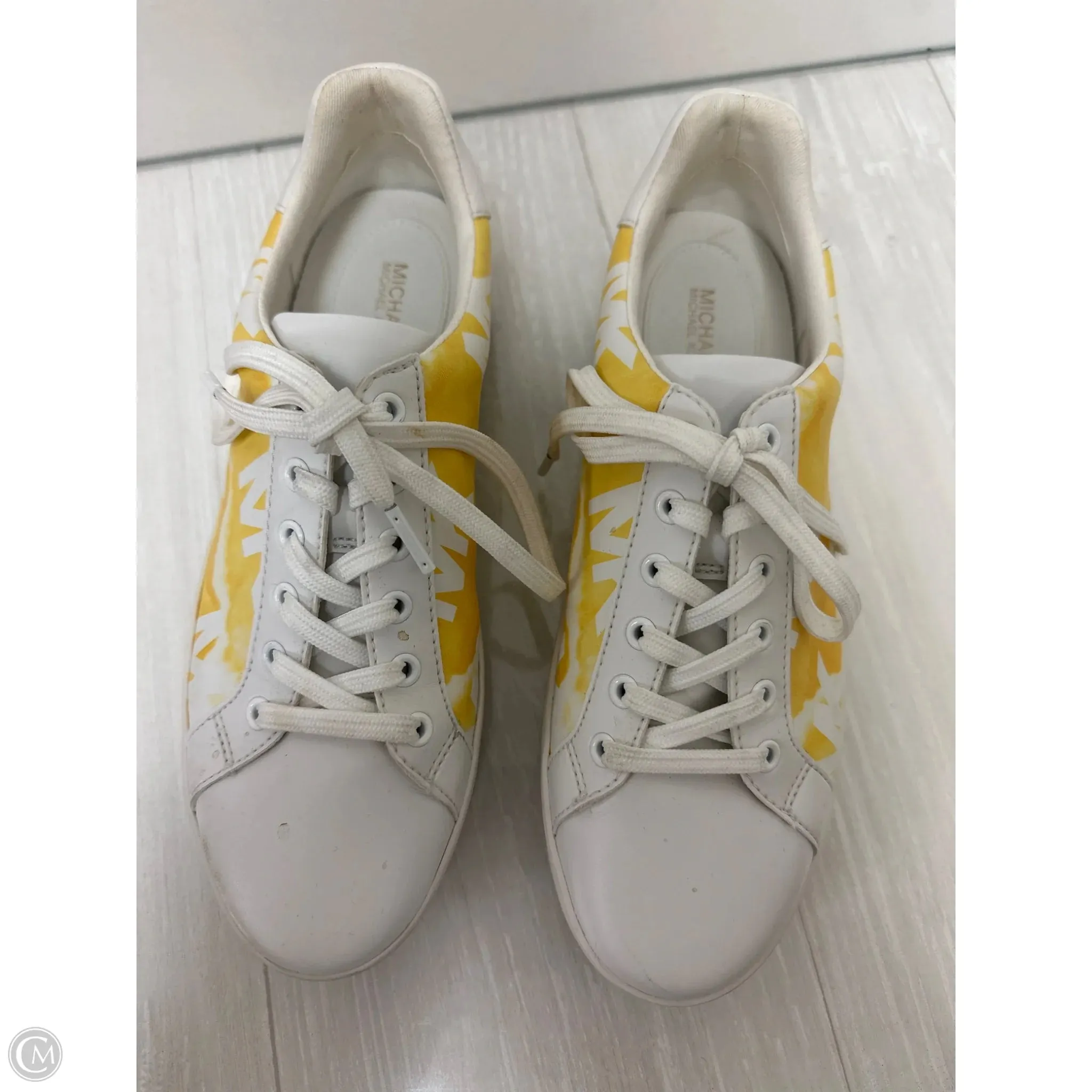 Shoes Sneakers By Michael By Michael Kors In White & Yellow, Size: 8