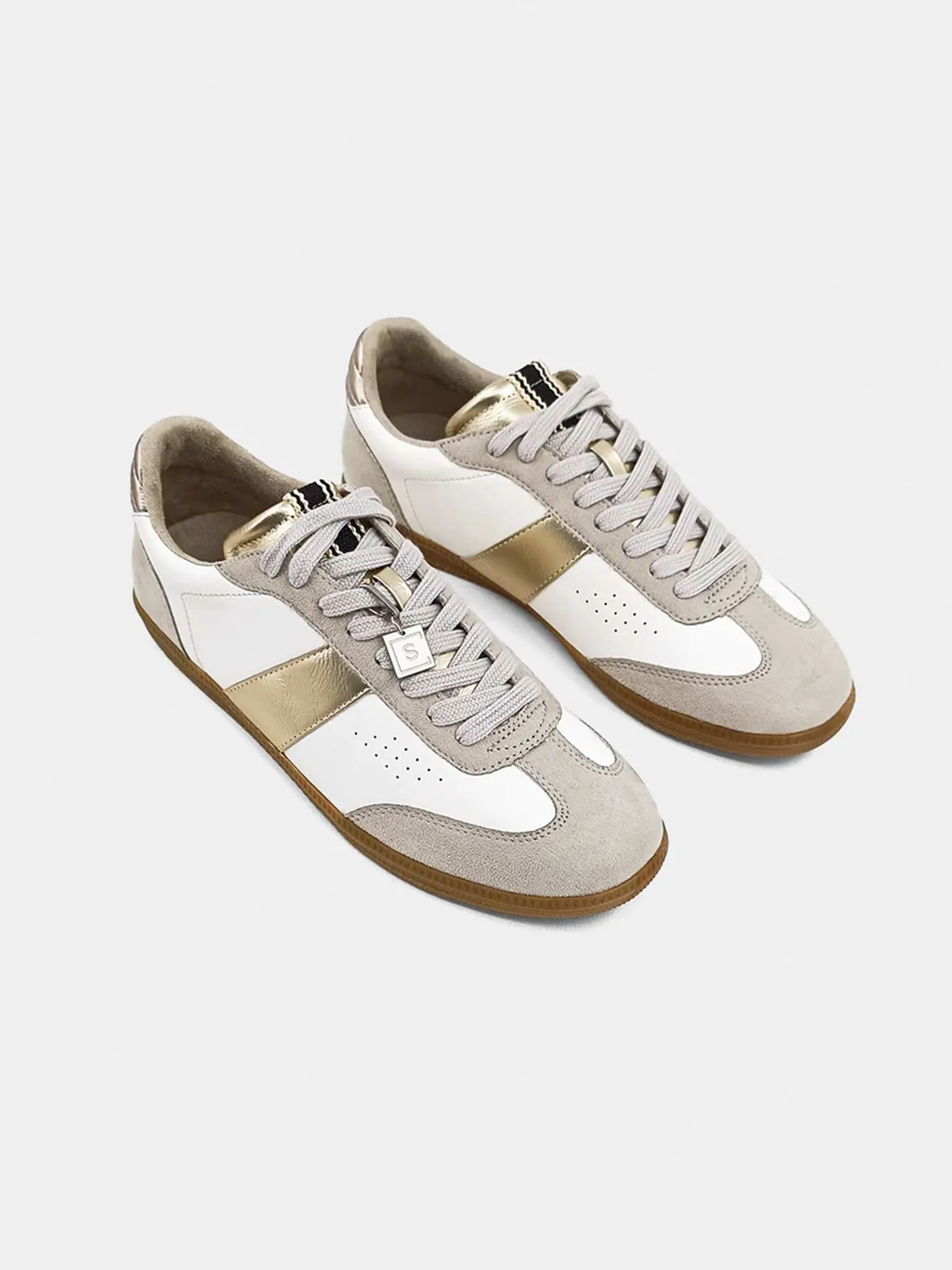 Sydney 80s Style Sneakers in Gold