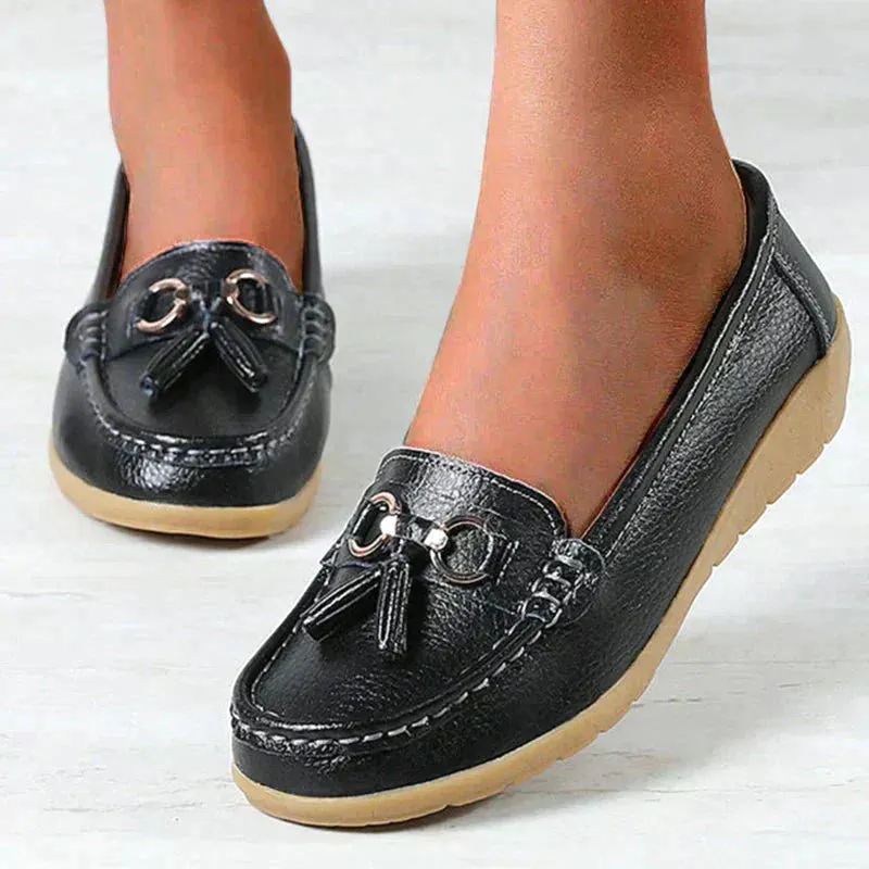Women flat shoes leather nurse shoes